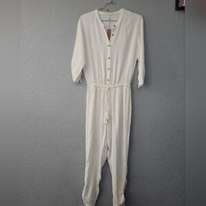 NWT Hello Nite! White Sleeveless V Neck Jumpsuit - Size S